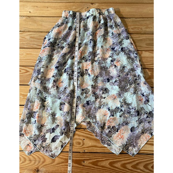 NWT DE Collection Parade Day Shark Hem Skirt Size XS Bouquet Billow MSRP $34.99 - Picture 6 of 7